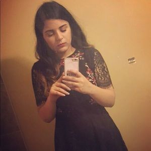 Meet your Posher, Fatima